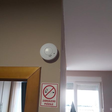 Apartman *Joy* Осиек Екстериор снимка