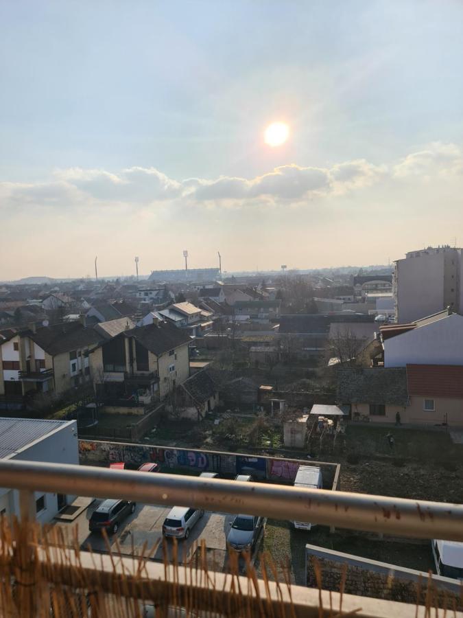Apartman *Joy* Осиек Екстериор снимка